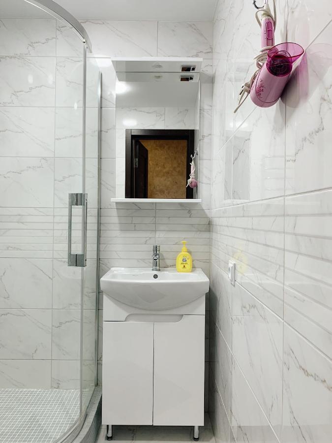 Apartment - Sobornyi Prospekt 97 Zaporizhia Extérieur photo