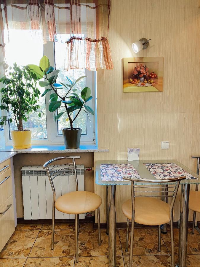 Apartment - Sobornyi Prospekt 97 Zaporizhia Extérieur photo
