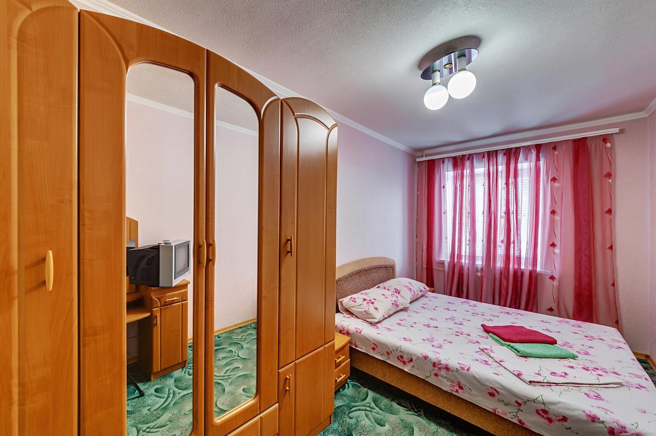 Apartment - Sobornyi Prospekt 97 Zaporizhia Extérieur photo